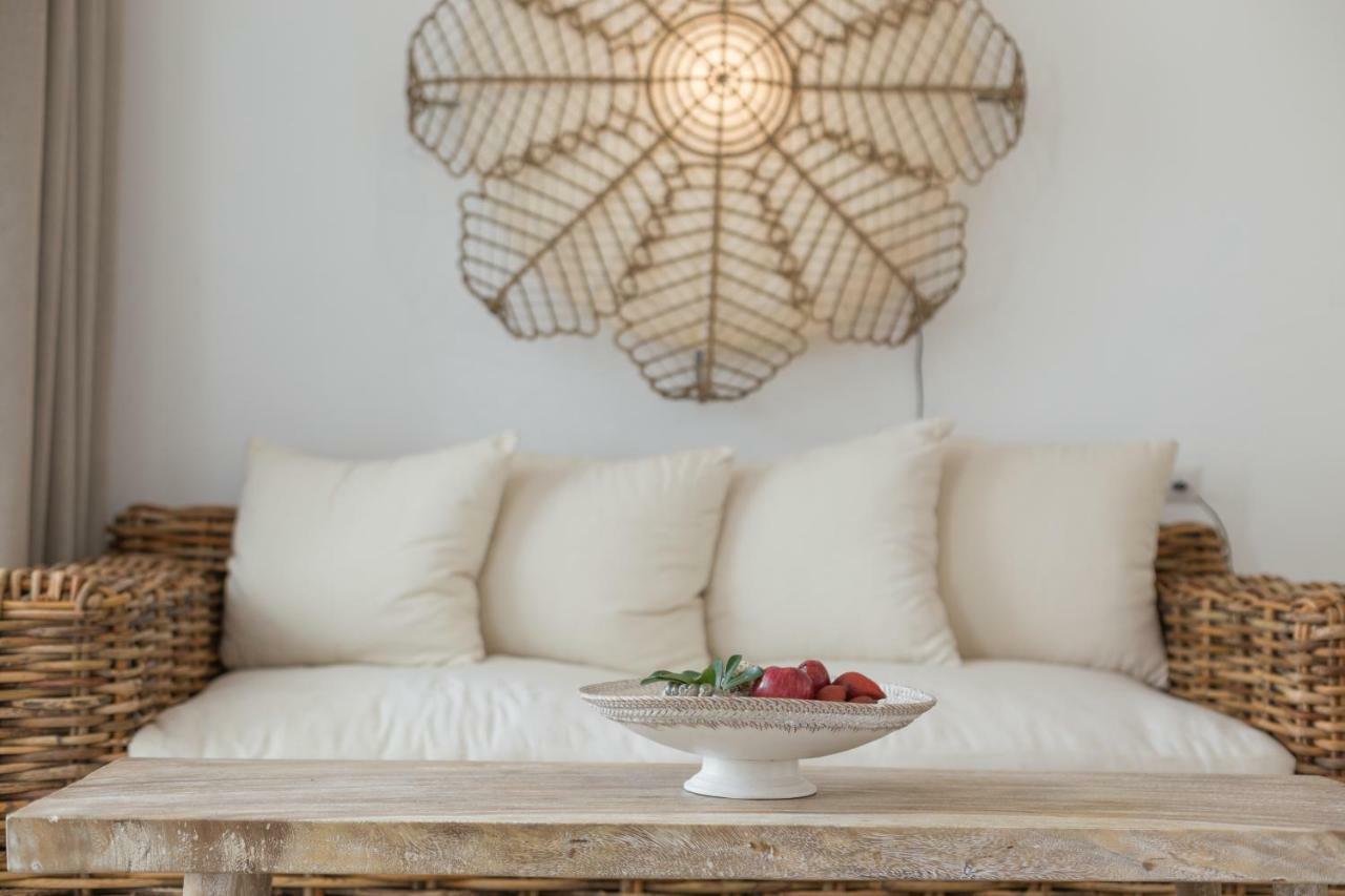 Eden Beach Khaolak Resort And Spa A Lopesan Collection Hotel - Sha Extra Plus Khao Lak Bagian luar foto A lampshade