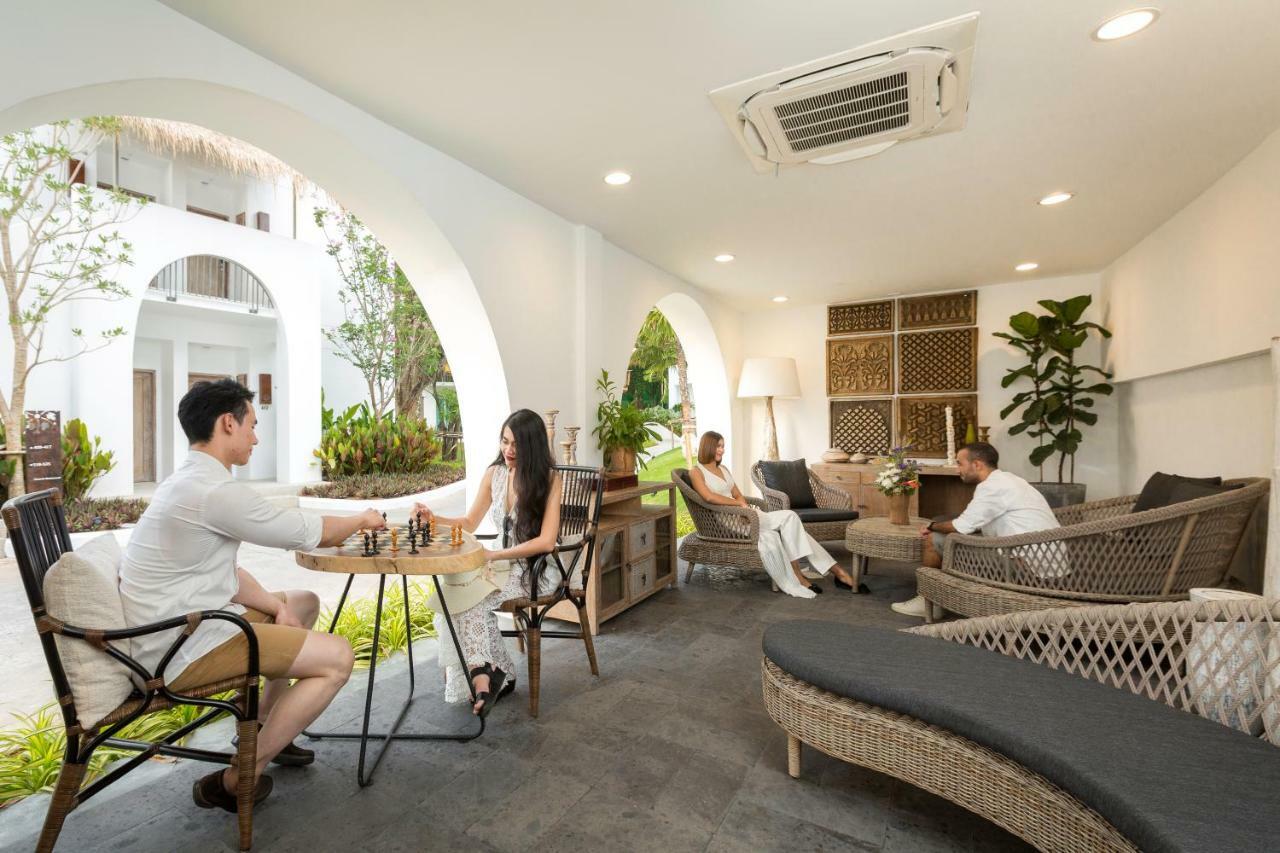Eden Beach Khaolak Resort And Spa A Lopesan Collection Hotel - Sha Extra Plus Khao Lak Bagian luar foto The interior of the hotel