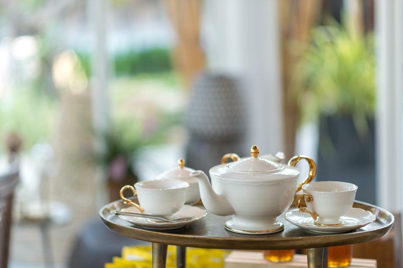 Eden Beach Khaolak Resort And Spa A Lopesan Collection Hotel - Sha Extra Plus Khao Lak Bagian luar foto Tea set